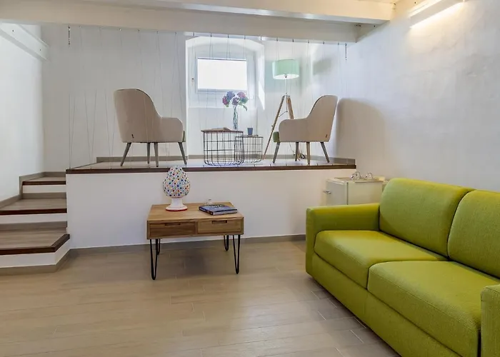 Le Maestranze Deluxe Hotel 3*