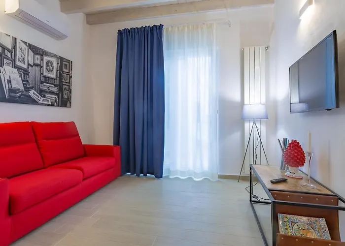 Le Maestranze Deluxe Hotel 3*