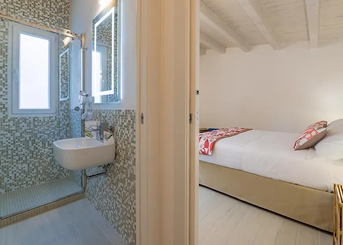 Le Maestranze Deluxe Hotel 3*