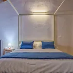 Отель Le Maestranze Deluxe 3*