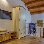 Le Maestranze Deluxe 3* Шакка